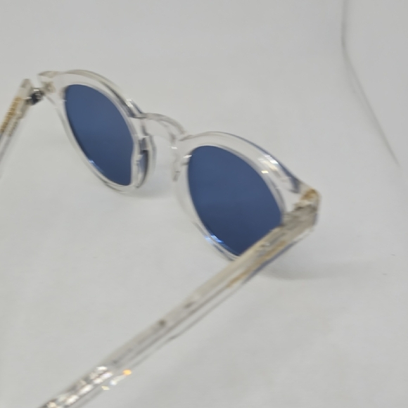 Porta Romana Transparent Gold Accent Glasses - Picture 4 of 5